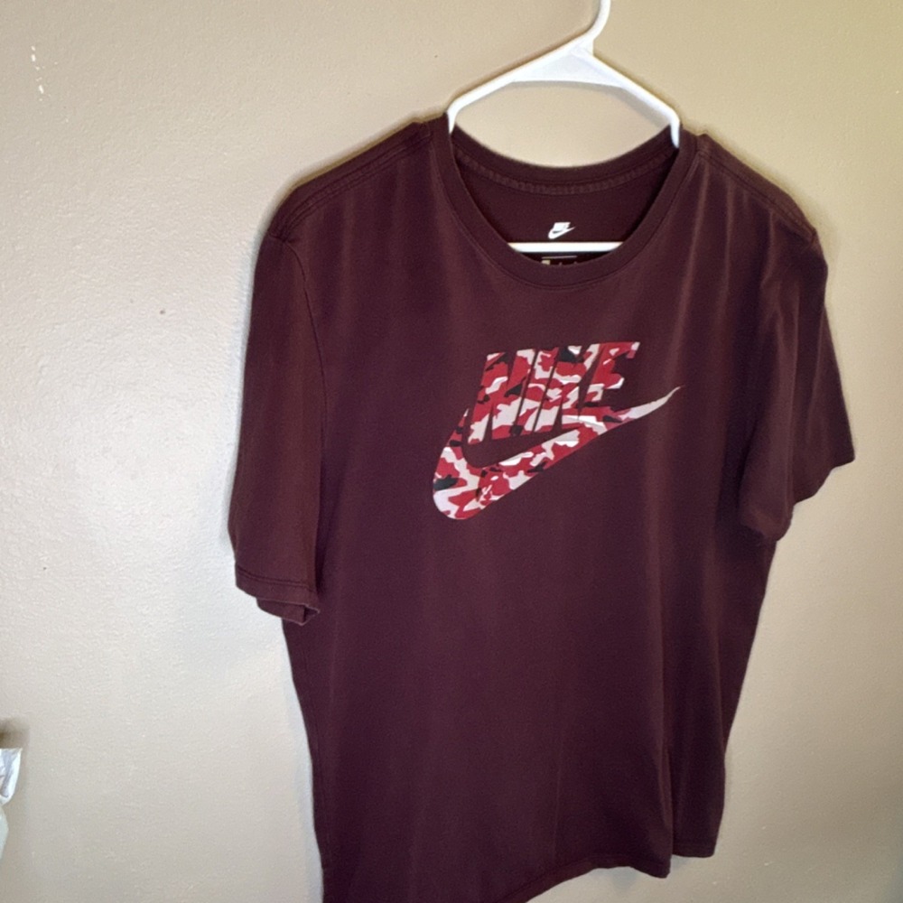 Nike Men's Maroon Graphic Logo Athletic Cut Cotton Crew Neck T-Shirt L - Picture 3 of 6
